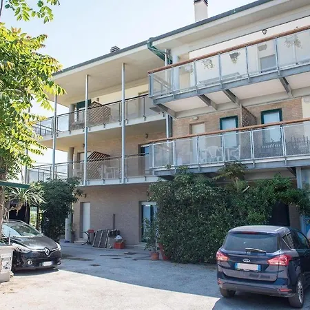 Se004 - Bilocale Sul Mare Con Spiaggia Daire
